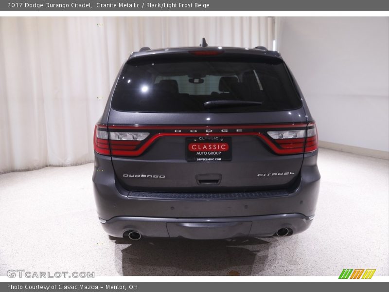 Granite Metallic / Black/Light Frost Beige 2017 Dodge Durango Citadel