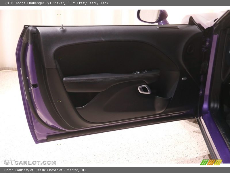 Plum Crazy Pearl / Black 2016 Dodge Challenger R/T Shaker