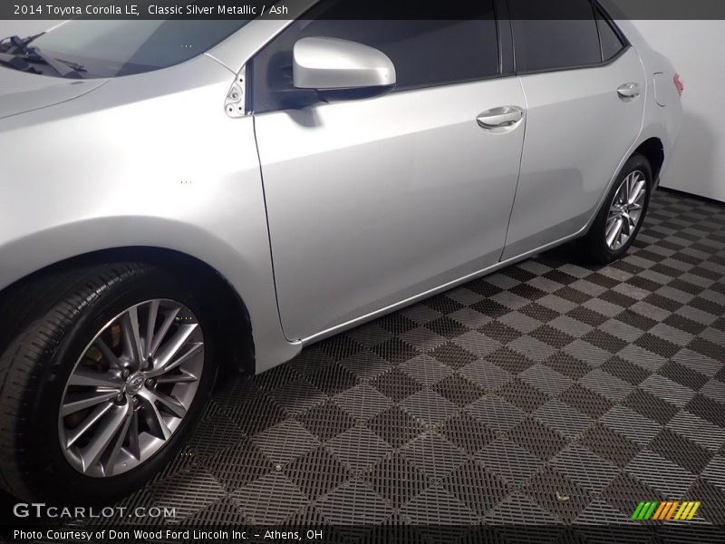 Classic Silver Metallic / Ash 2014 Toyota Corolla LE