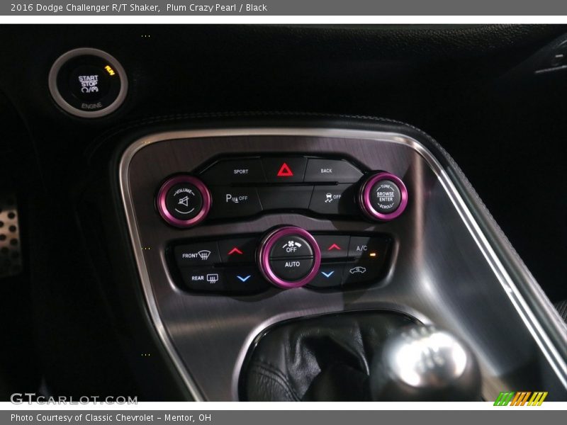Plum Crazy Pearl / Black 2016 Dodge Challenger R/T Shaker