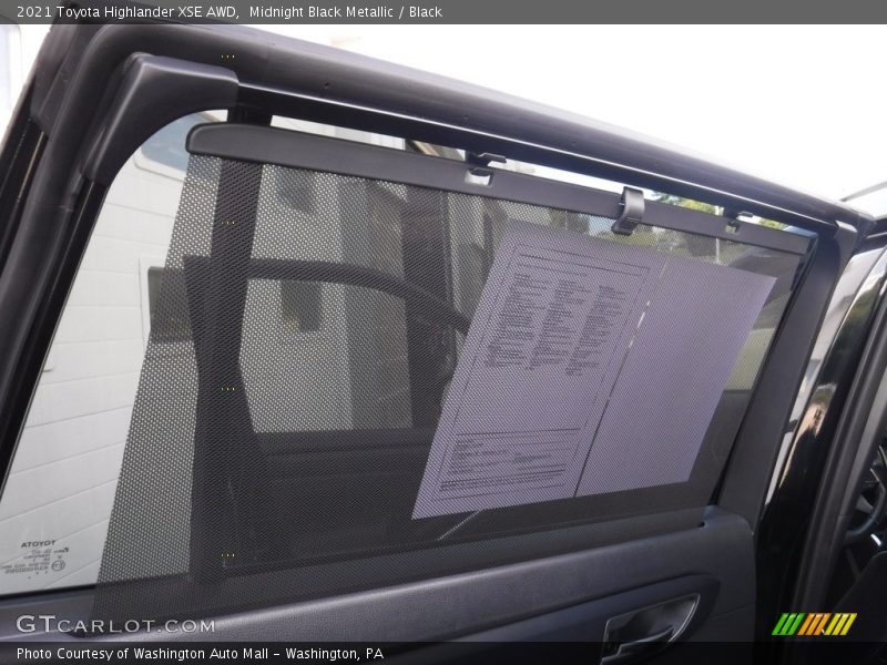Midnight Black Metallic / Black 2021 Toyota Highlander XSE AWD