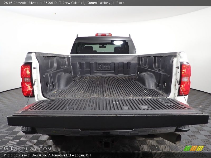 Summit White / Jet Black 2016 Chevrolet Silverado 2500HD LT Crew Cab 4x4