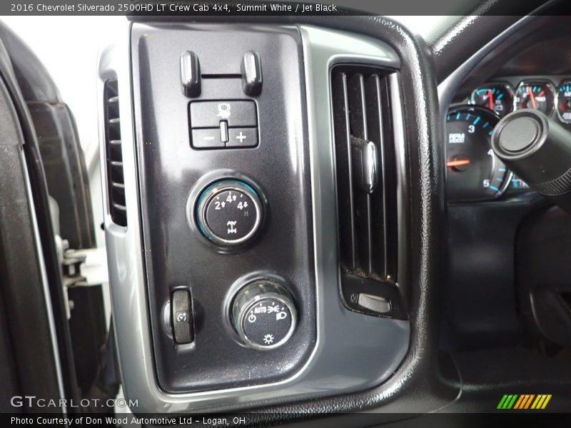 Summit White / Jet Black 2016 Chevrolet Silverado 2500HD LT Crew Cab 4x4