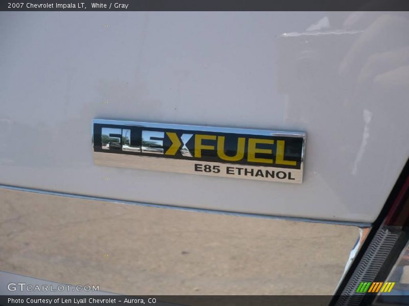 White / Gray 2007 Chevrolet Impala LT