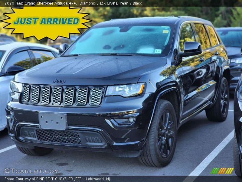 Diamond Black Crystal Pearl / Black 2020 Jeep Grand Cherokee Altitude 4x4