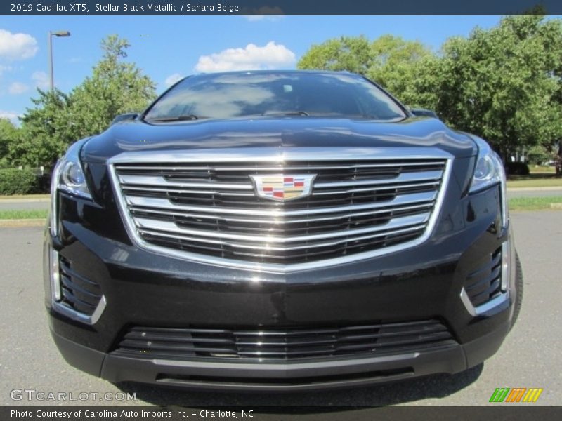 Stellar Black Metallic / Sahara Beige 2019 Cadillac XT5