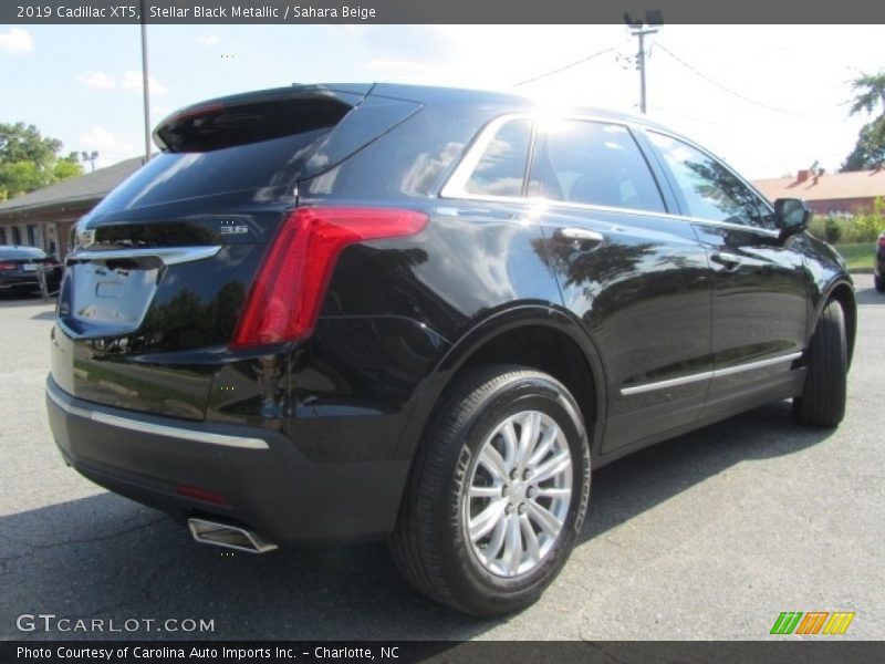 Stellar Black Metallic / Sahara Beige 2019 Cadillac XT5