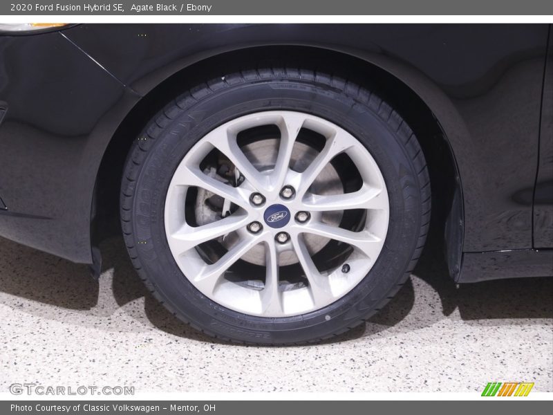 Agate Black / Ebony 2020 Ford Fusion Hybrid SE