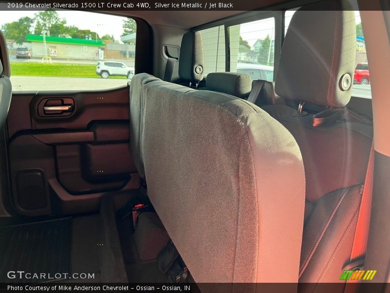 Silver Ice Metallic / Jet Black 2019 Chevrolet Silverado 1500 LT Crew Cab 4WD