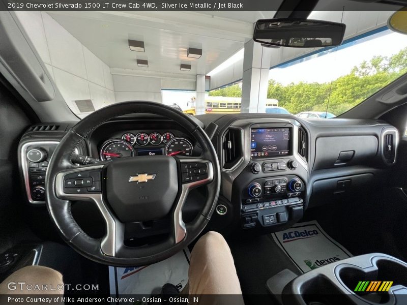 Silver Ice Metallic / Jet Black 2019 Chevrolet Silverado 1500 LT Crew Cab 4WD