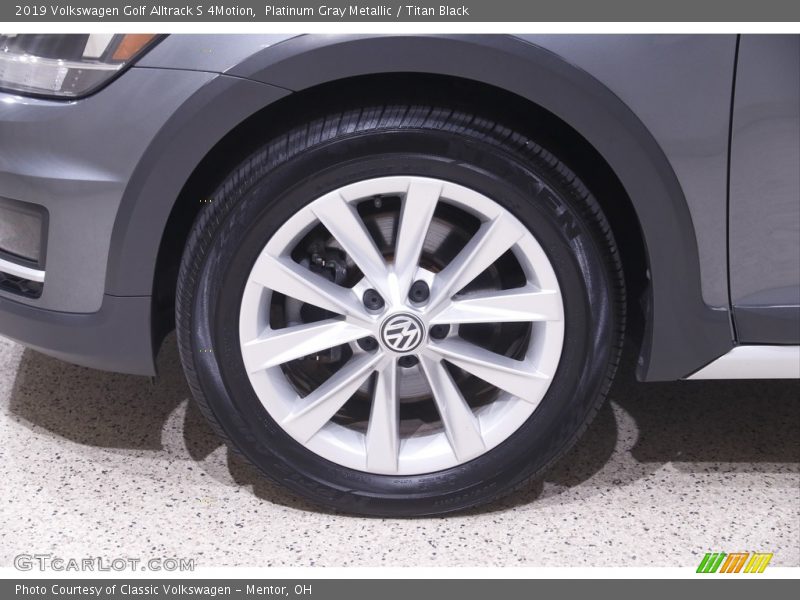 Platinum Gray Metallic / Titan Black 2019 Volkswagen Golf Alltrack S 4Motion