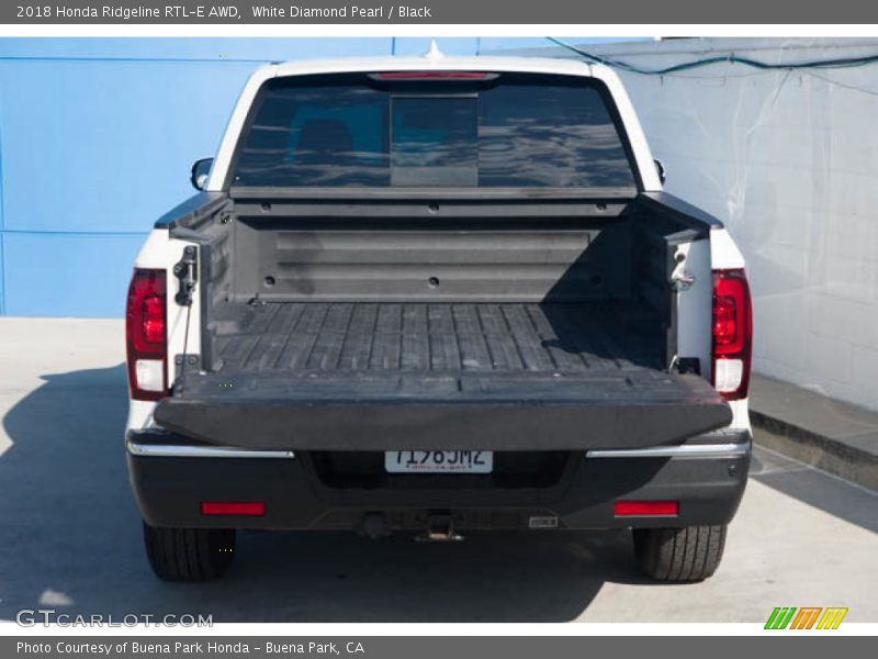 White Diamond Pearl / Black 2018 Honda Ridgeline RTL-E AWD