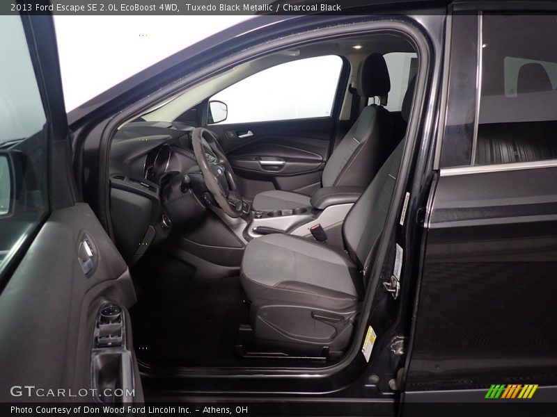 Tuxedo Black Metallic / Charcoal Black 2013 Ford Escape SE 2.0L EcoBoost 4WD