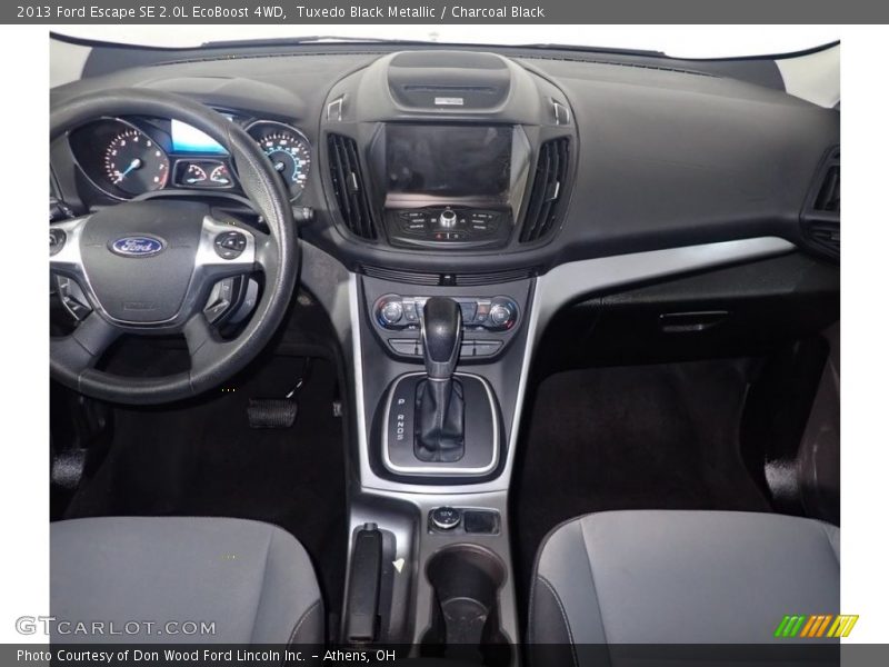Tuxedo Black Metallic / Charcoal Black 2013 Ford Escape SE 2.0L EcoBoost 4WD