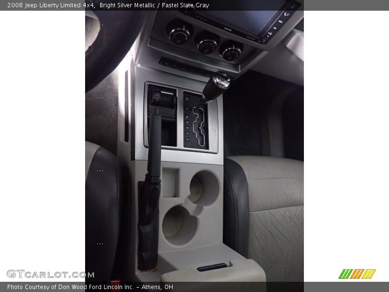 Bright Silver Metallic / Pastel Slate Gray 2008 Jeep Liberty Limited 4x4