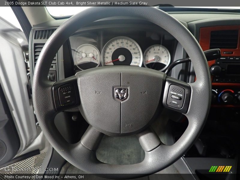 Bright Silver Metallic / Medium Slate Gray 2005 Dodge Dakota SLT Club Cab 4x4