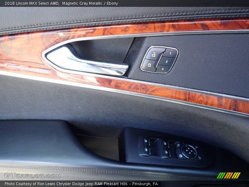 Door Panel of 2018 MKX Select AWD