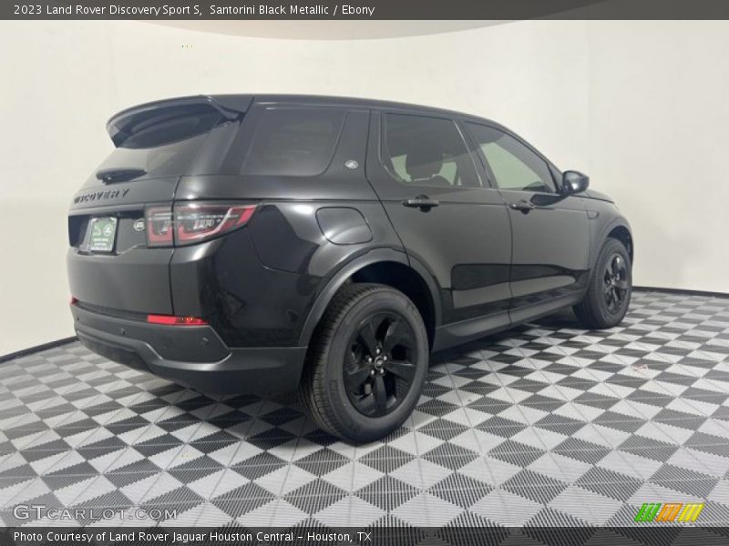 Santorini Black Metallic / Ebony 2023 Land Rover Discovery Sport S