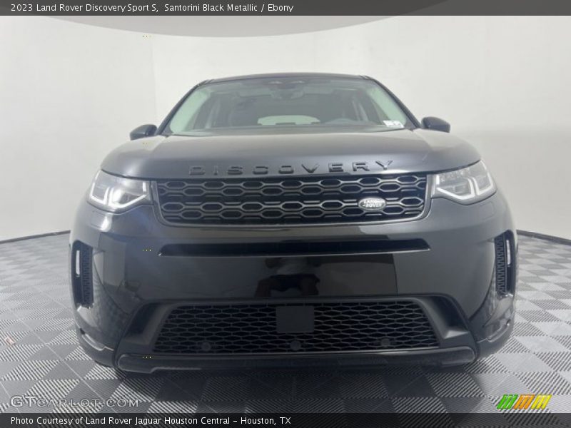 Santorini Black Metallic / Ebony 2023 Land Rover Discovery Sport S