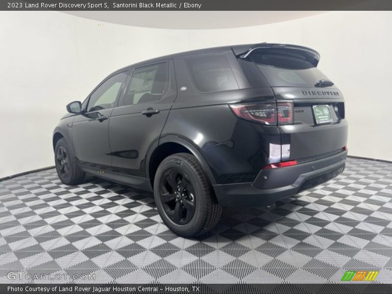 Santorini Black Metallic / Ebony 2023 Land Rover Discovery Sport S