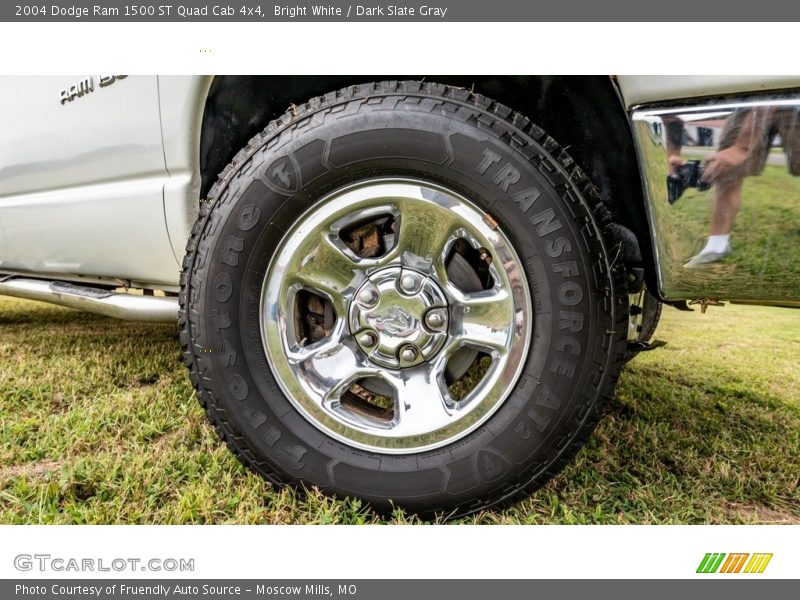 Bright White / Dark Slate Gray 2004 Dodge Ram 1500 ST Quad Cab 4x4