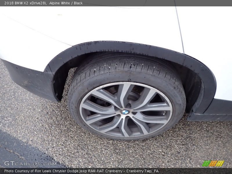 Alpine White / Black 2018 BMW X2 xDrive28i