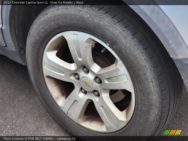 Silver Ice Metallic / Black 2013 Chevrolet Captiva Sport LS