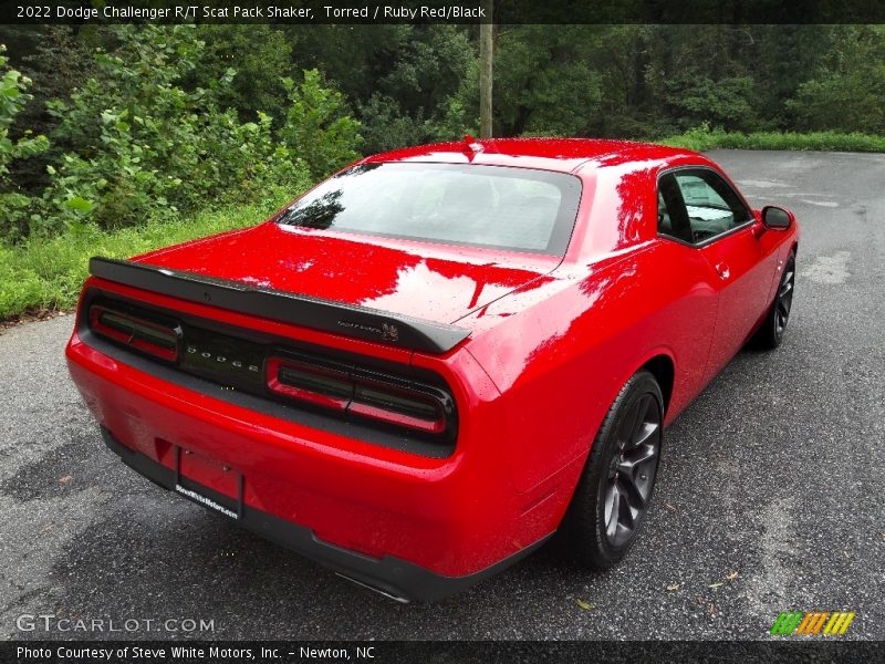 Torred / Ruby Red/Black 2022 Dodge Challenger R/T Scat Pack Shaker