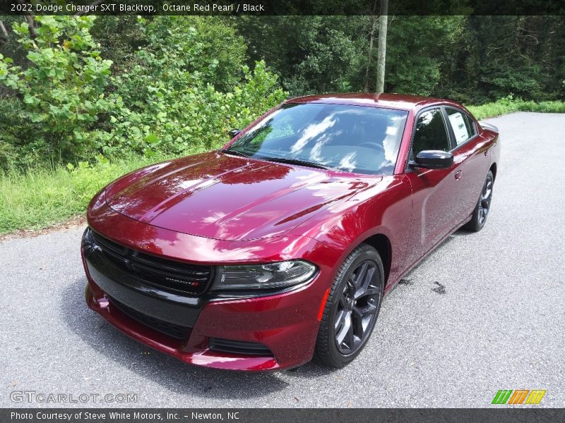 Octane Red Pearl / Black 2022 Dodge Charger SXT Blacktop