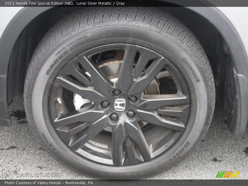 Lunar Silver Metallic / Gray 2021 Honda Pilot Special Edition AWD