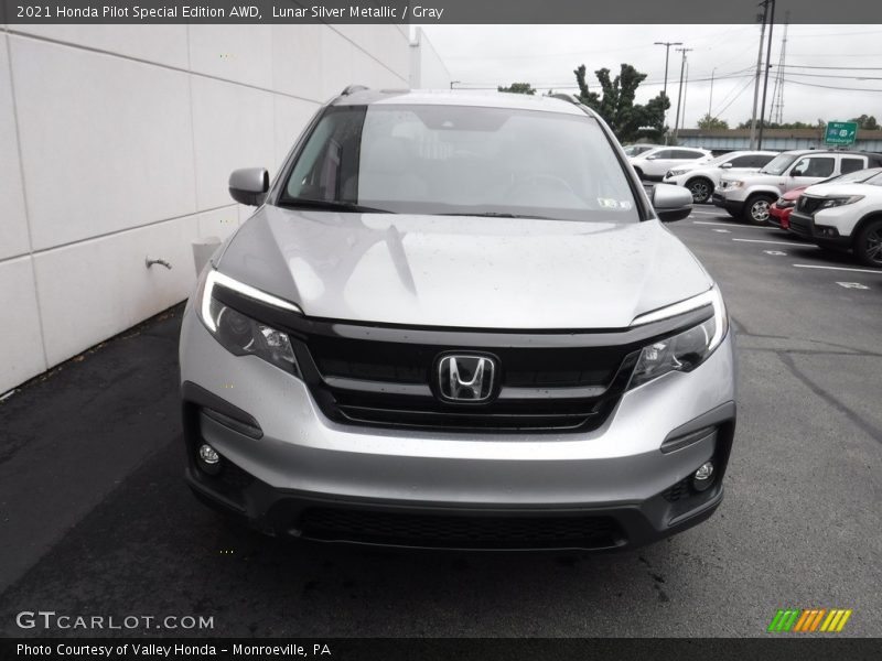Lunar Silver Metallic / Gray 2021 Honda Pilot Special Edition AWD