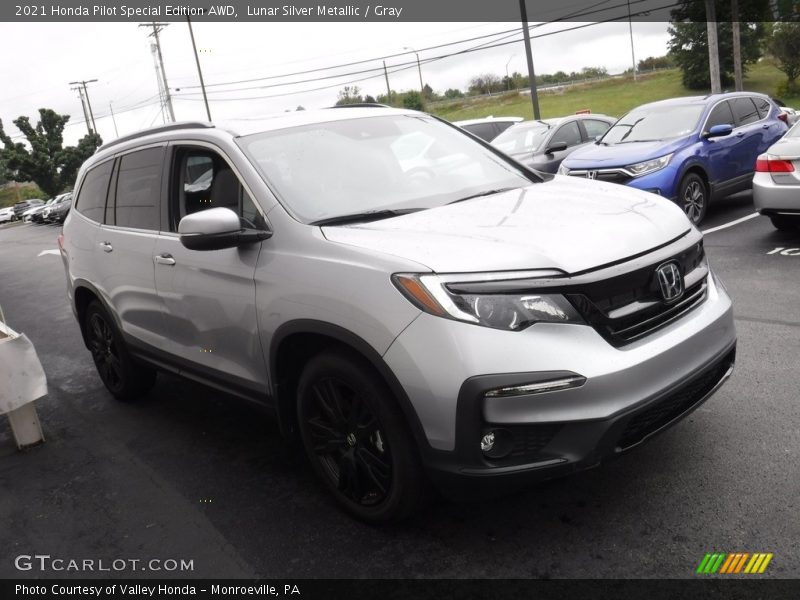 Lunar Silver Metallic / Gray 2021 Honda Pilot Special Edition AWD