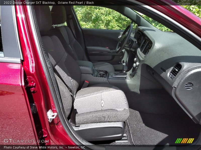 Octane Red Pearl / Black 2022 Dodge Charger SXT Blacktop