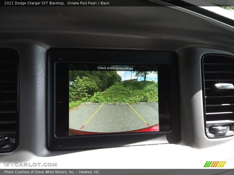 Octane Red Pearl / Black 2022 Dodge Charger SXT Blacktop