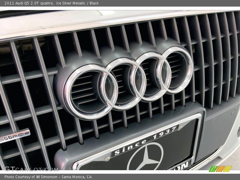Ice Silver Metallic / Black 2011 Audi Q5 2.0T quattro