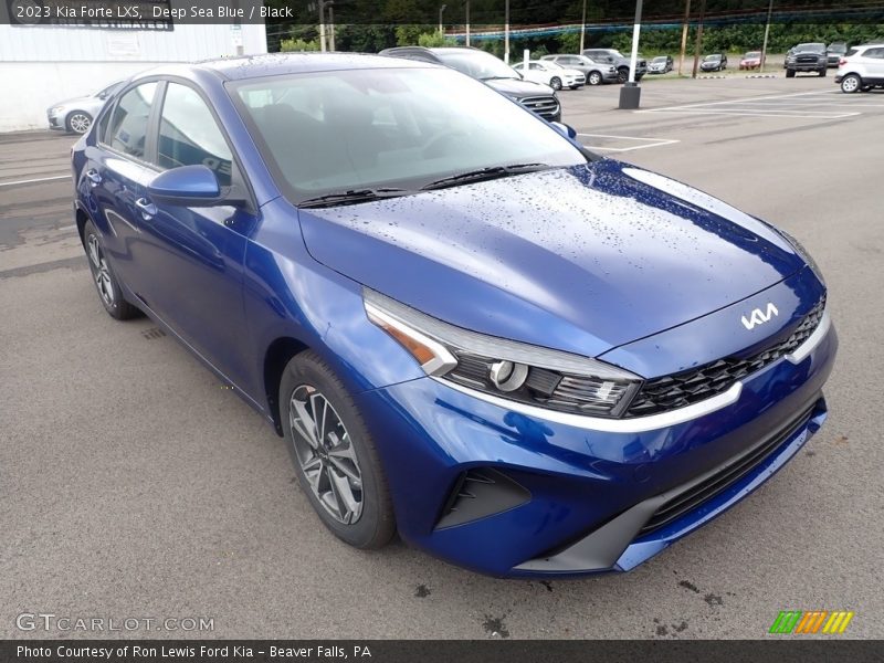 Deep Sea Blue / Black 2023 Kia Forte LXS