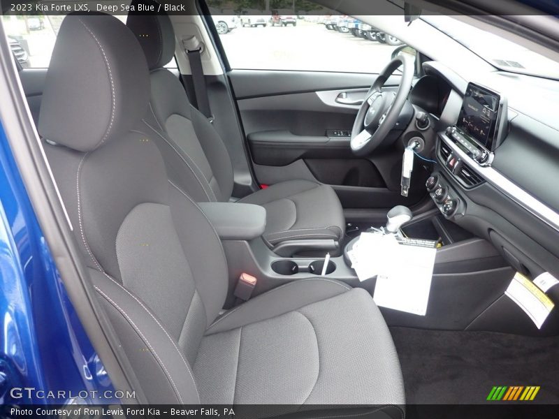 Deep Sea Blue / Black 2023 Kia Forte LXS