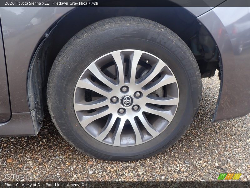 Predawn Gray Mica / Ash 2020 Toyota Sienna XLE