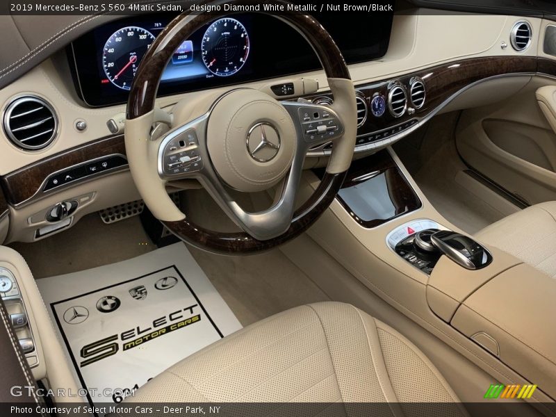 designo Diamond White Metallic / Nut Brown/Black 2019 Mercedes-Benz S 560 4Matic Sedan