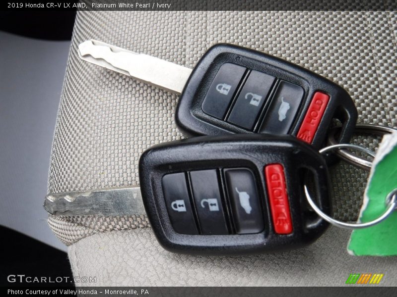 Platinum White Pearl / Ivory 2019 Honda CR-V LX AWD
