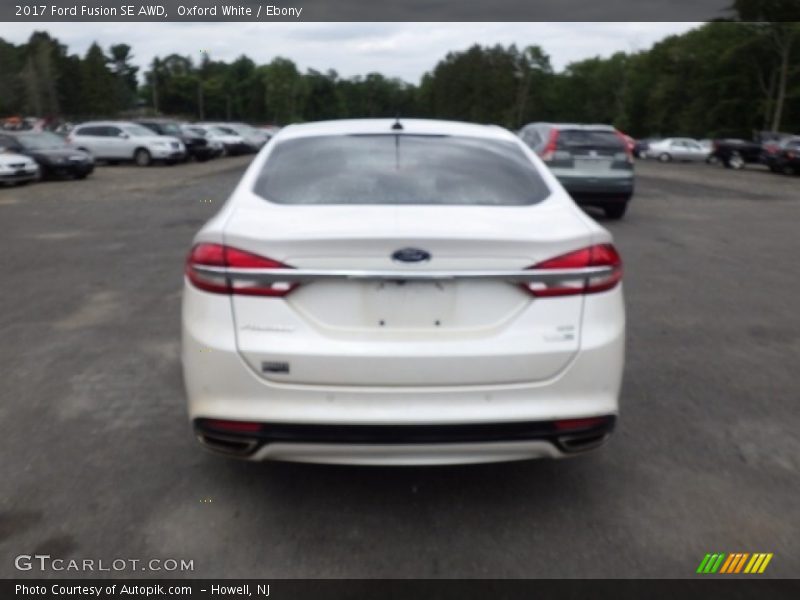 Oxford White / Ebony 2017 Ford Fusion SE AWD