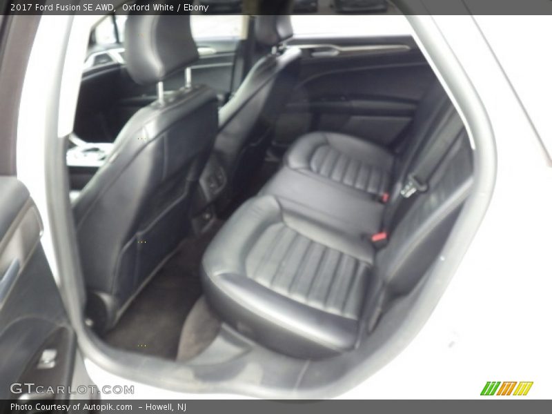 Oxford White / Ebony 2017 Ford Fusion SE AWD