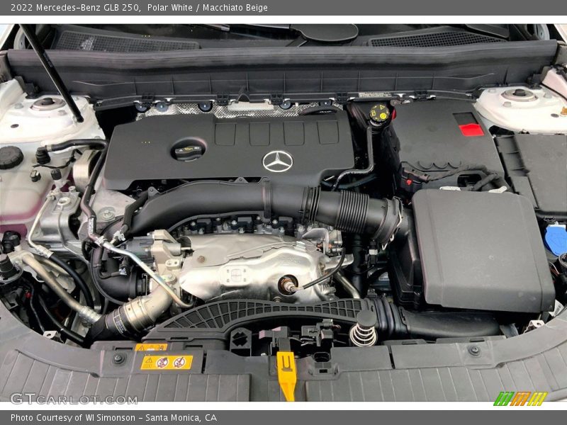 Polar White / Macchiato Beige 2022 Mercedes-Benz GLB 250