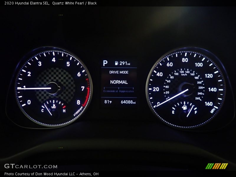 Quartz White Pearl / Black 2020 Hyundai Elantra SEL