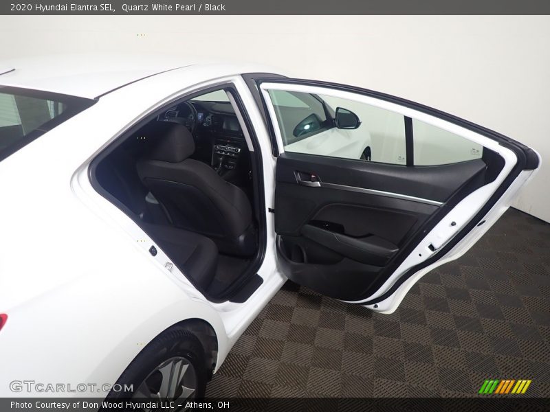 Quartz White Pearl / Black 2020 Hyundai Elantra SEL