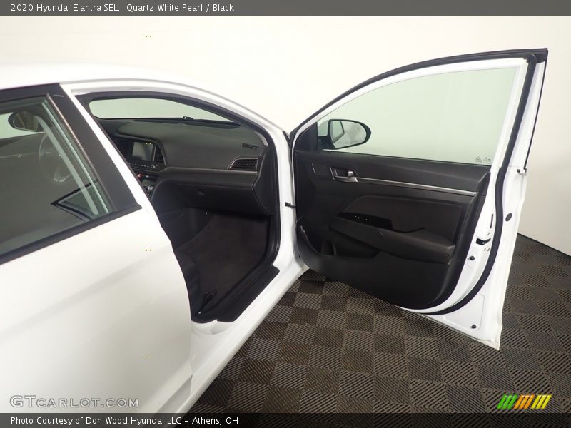 Quartz White Pearl / Black 2020 Hyundai Elantra SEL