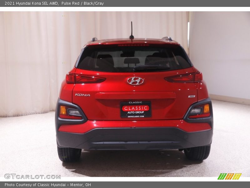Pulse Red / Black/Gray 2021 Hyundai Kona SEL AWD