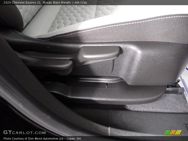 Mosaic Black Metallic / Ash Gray 2020 Chevrolet Equinox LS