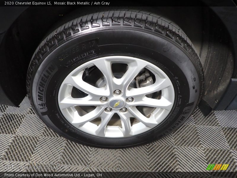Mosaic Black Metallic / Ash Gray 2020 Chevrolet Equinox LS
