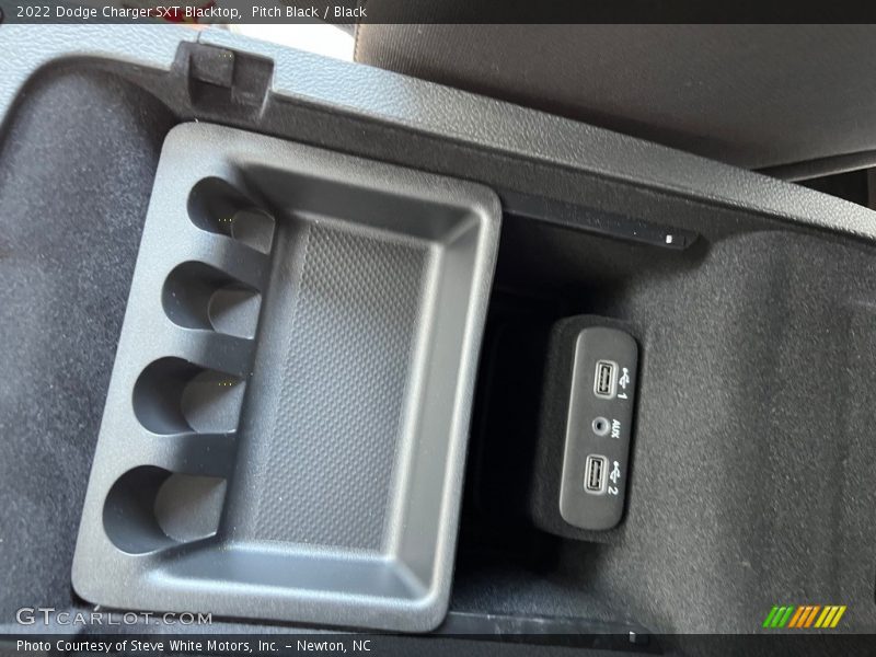 Pitch Black / Black 2022 Dodge Charger SXT Blacktop